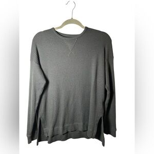 American Eagle Women’s Waffle Knit Long Sleeve Crewneck Top Gray Size Small